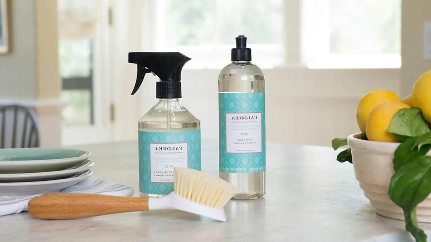 Antibacterial hand wash bottles produced by injection stretch blow molding machine