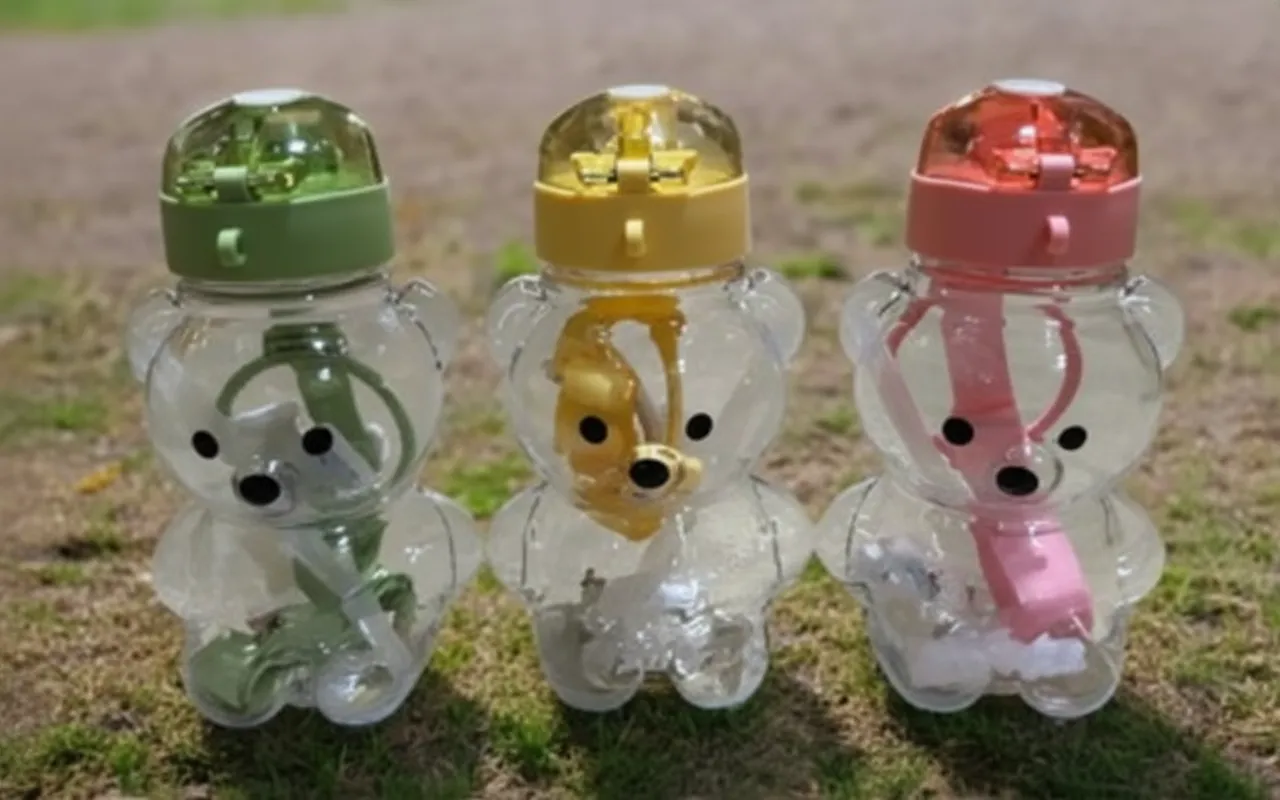 Premium PET bottle finish and clarity for carbonated beverage branding